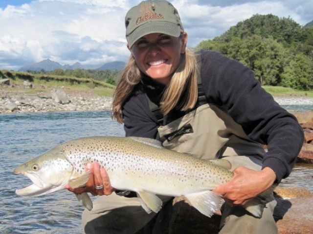Cherie Doyle USA with a South Island New Zealand brown trout, guided by Reefton fly fishing guide, Bryan Wilson